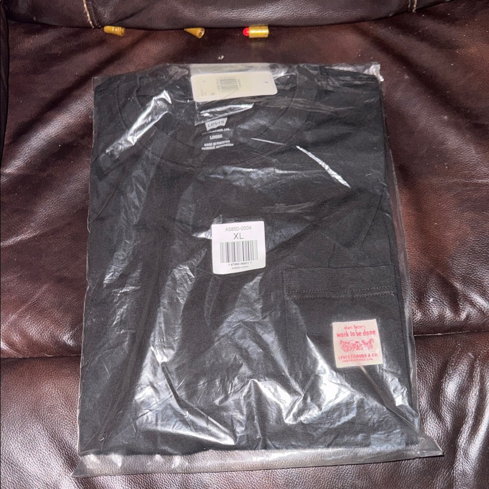 Levi’s Black Graphic T-Shirt XL